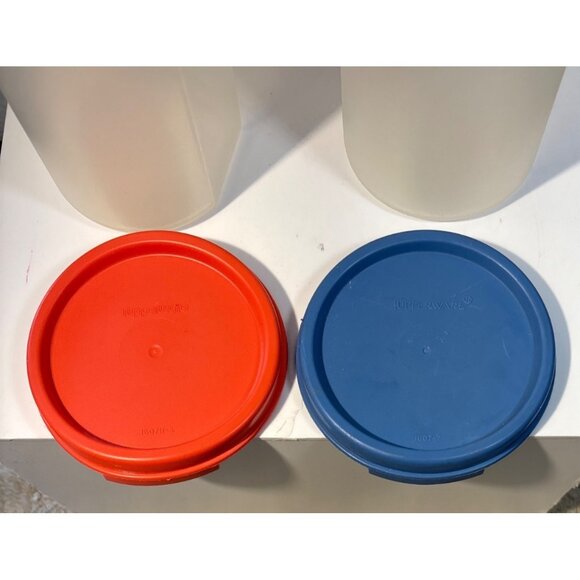 Tupperware Spaghetti Keeper Set of 2 Tall Clear Canisters Red & Blue Lids 11" - Picture 4 of 8